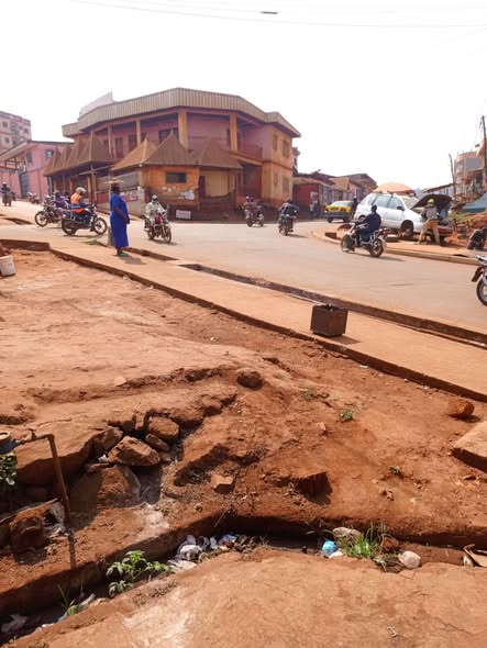 Boutique à louer à Bafoussam
