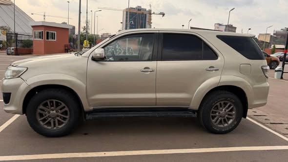 TOYOTA FORTUNER AWD 2013 2014