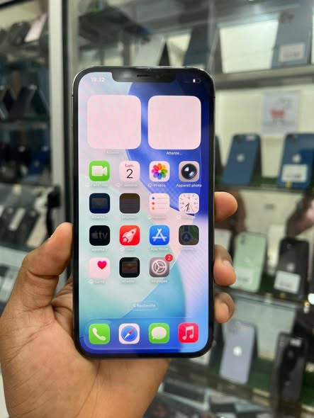 iPhone 12 Pro Max 128GB en vente