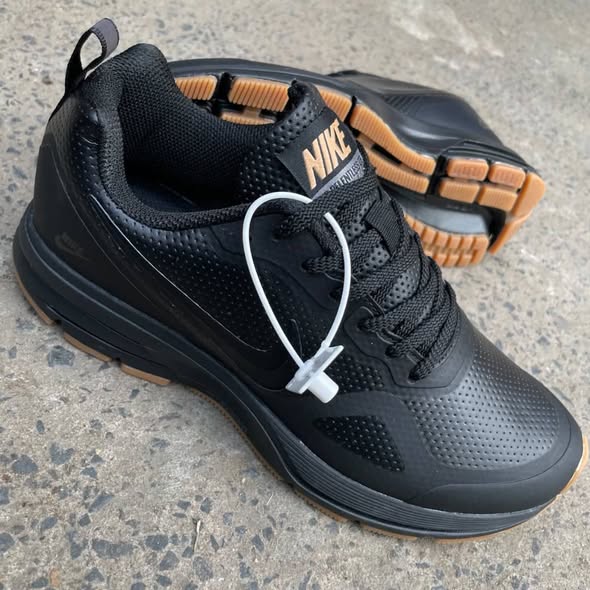 Chaussures à vendre