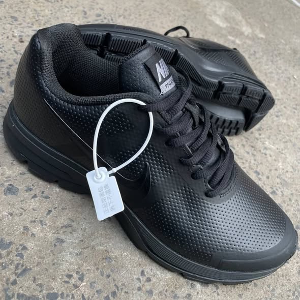 Chaussures à vendre