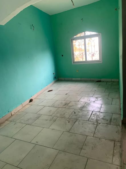 Appartement moderne à louer à Beedi Charly
