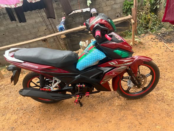 Scooter follow me 125 super puissant