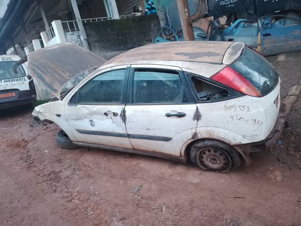 Achat de voitures et ferraille à Yaoundé