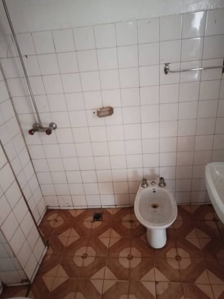 Chambre moderne à louer à Essos