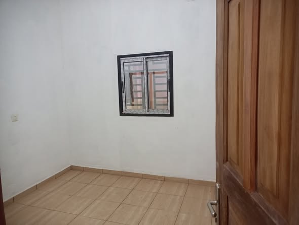 Chambre et studio moderne à TAMDJA Bafoussam
