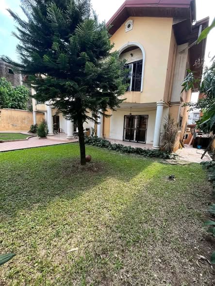 Magnifique duplex à louer à Logpom Bassong