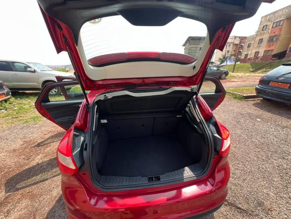 Ford Focus 2015 à vendre