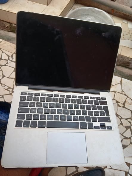 MacBook Pro 2018 à vendre avec chargeur