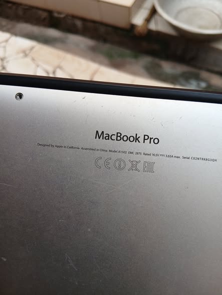 MacBook Pro 2018 à vendre avec chargeur