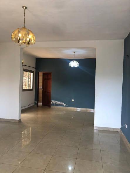 Duplex à vendre à Odza