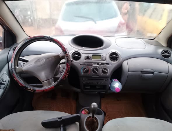 Toyota Yaris 2003 à vendre à Yaoundé