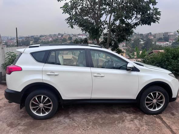 Toyota Rav4 2015 à vendre