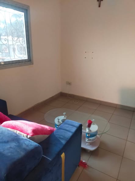 Studio moderne à louer