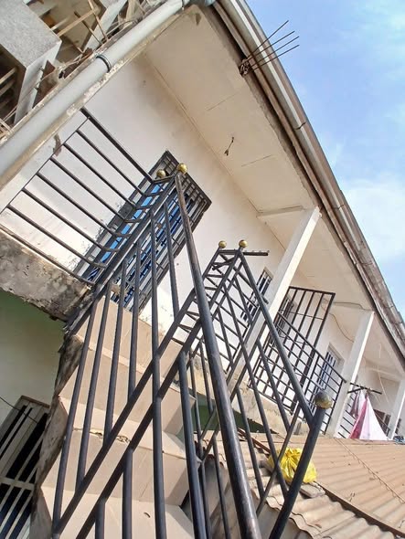 Chambre moderne à louer à Yaoundé