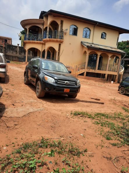 RAV4 2008 automatique à vendre