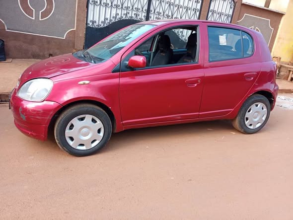 Toyota Yaris 2002 à vendre à Yaoundé