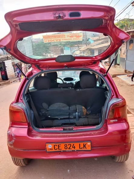 Toyota Yaris 2002 à vendre à Yaoundé