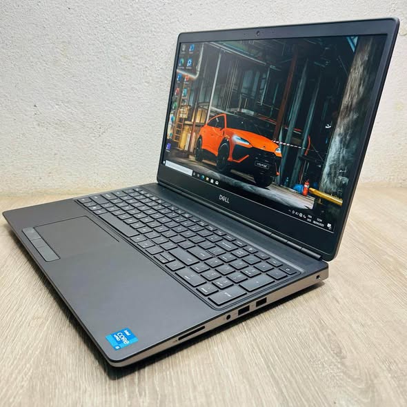 DELL PRÉCISION 7550, 15 pouces, Intel Core i5