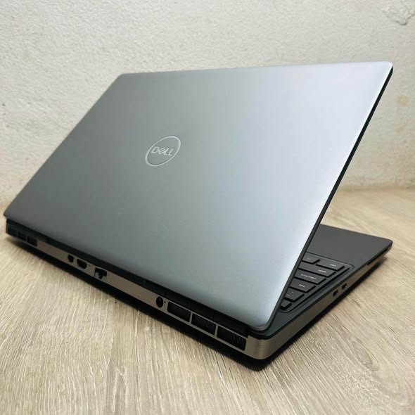 DELL PRÉCISION 7550, 15 pouces, Intel Core i5