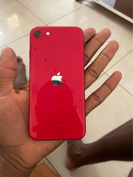 iPhone SE 2022 64GB neuf à vendre