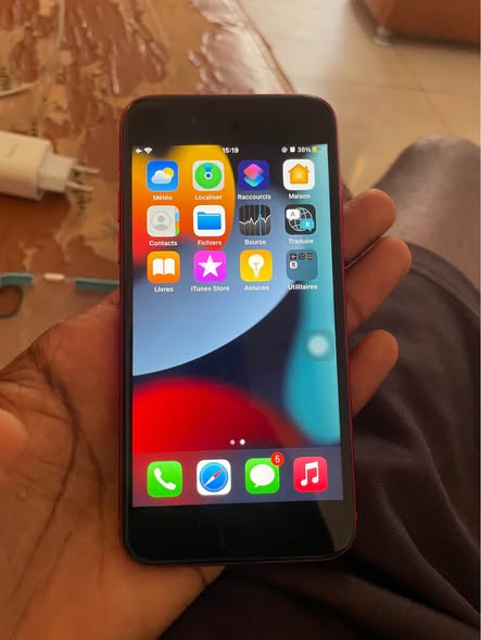 iPhone SE 2022 64GB neuf à vendre