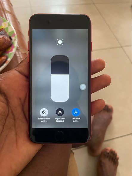 iPhone SE 2022 64GB neuf à vendre