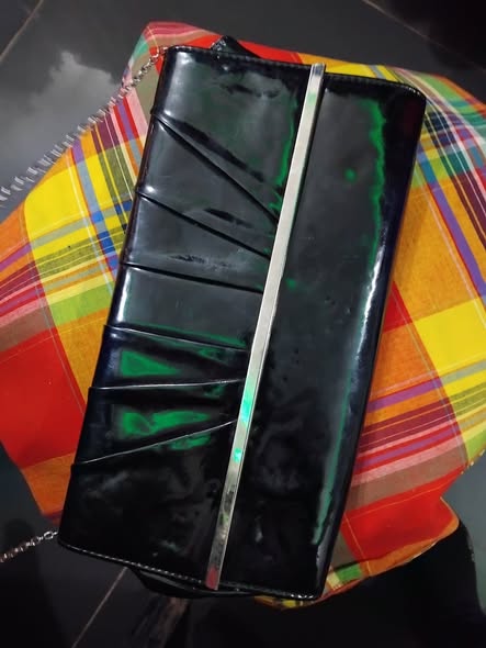 Pochettes et petit sacs pour réception