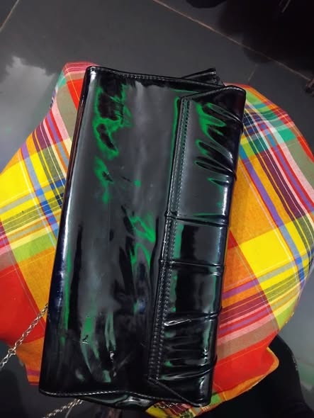 Pochettes et petit sacs pour réception