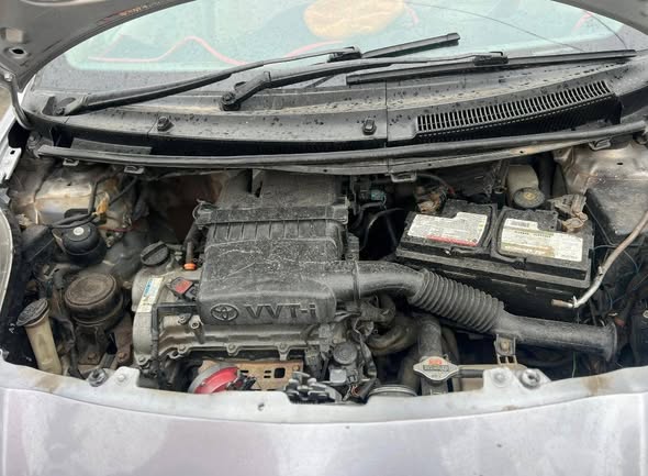 Yaris Vitz 2010 à vendre