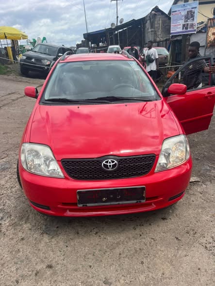 Corolla long châssis 2004 à vendre