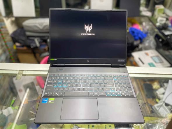 Acer Predator Helios Neo 16 Gaming Laptop