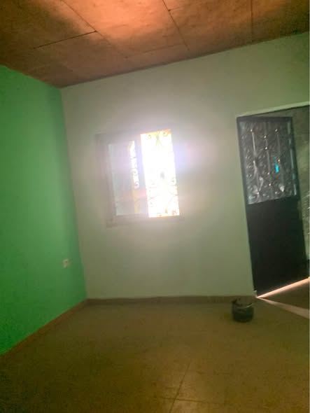 Studio moderne à louer à Mimboman Dolta