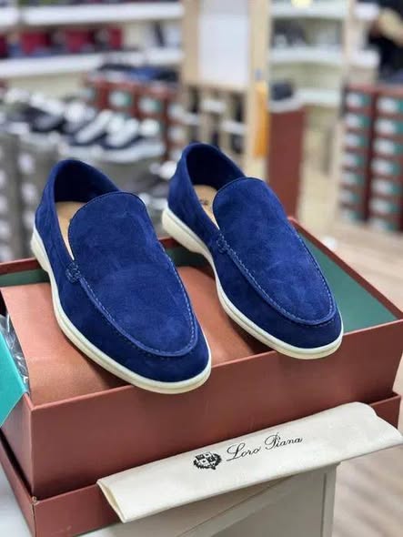 Chaussures en vente