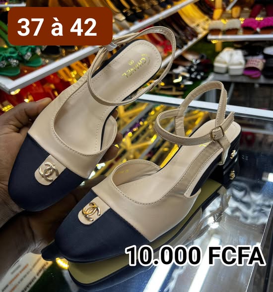 Vêtements à vendre à Douala