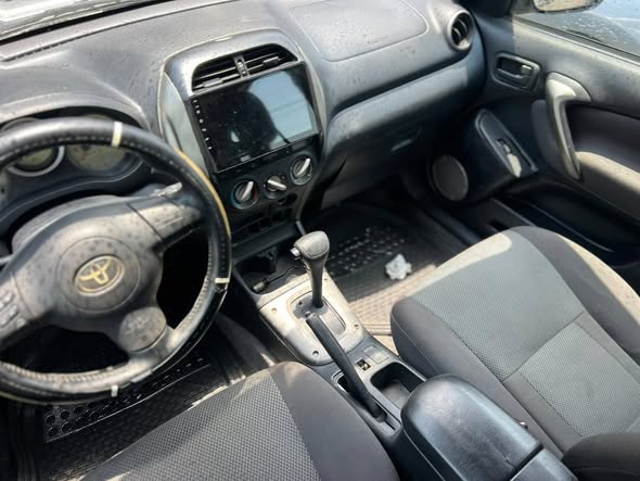 Toyota RAV4 2005 Essence Automatique