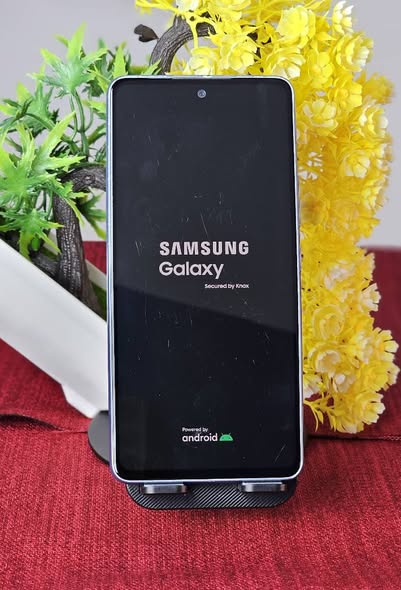 Caméra 64Mpx, 128Gb, 6G Ram, 5000Mah