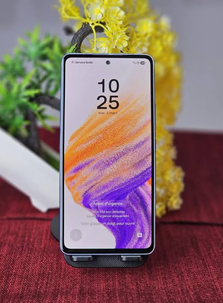Caméra 64Mpx, 128Gb, 6G Ram, 5000Mah