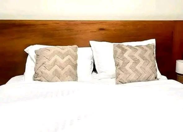 Chambre meublée disponible à Mimboman