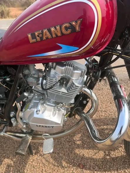 Moto L-fancy à vendre