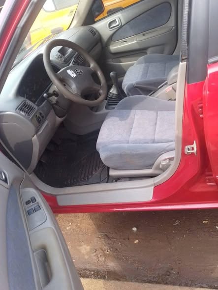 Corolla 111 propre à vendre