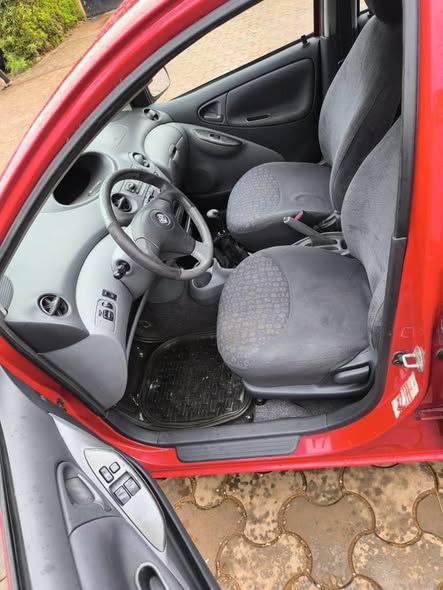 Toyota Yaris 2003 à vendre