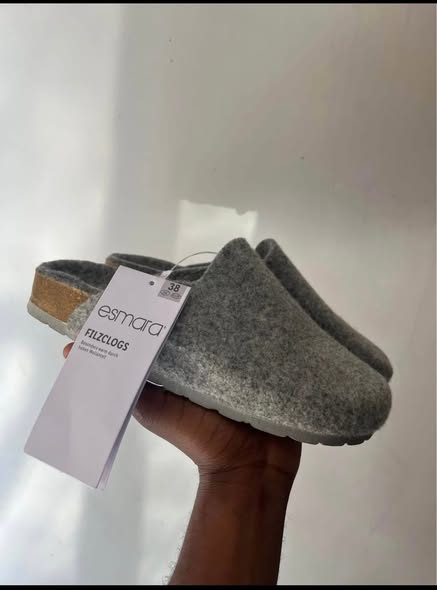 Sandales disponibles en gros