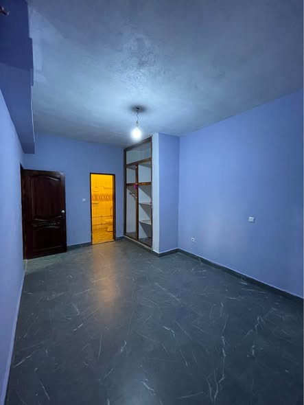 Appartement moderne à louer à Mendong