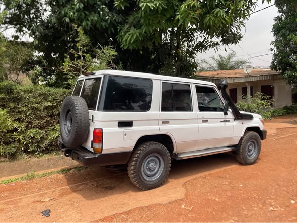 Toyota Land Cruiser 4*4 2015 à vendre