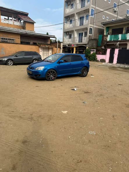 Toyota Corolla 115 2006 Essence manuelle