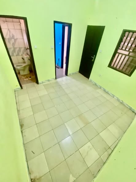 Chambre moderne à Mendong