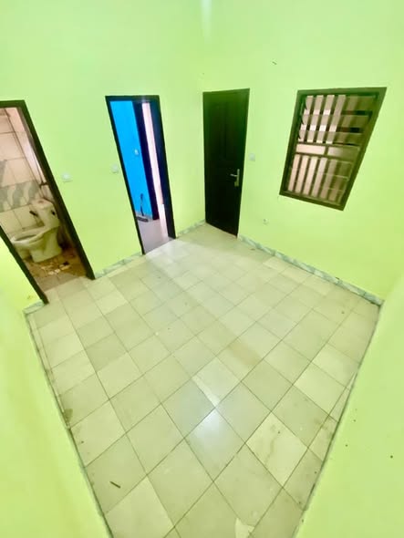 Chambre moderne à Mendong