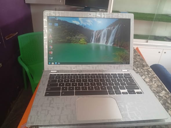 Laptop Toshiba 13,3 pouces – Windows 10 Pro