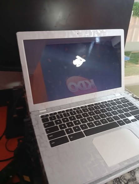 Laptop Toshiba 13,3 pouces – Windows 10 Pro